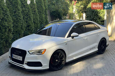 Седан Audi A3 2016 в 
