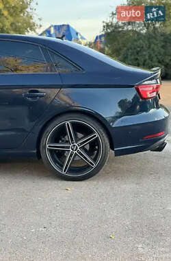 Седан Audi A3 2016 в 