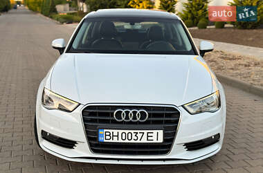 Седан Audi A3 2015 в 