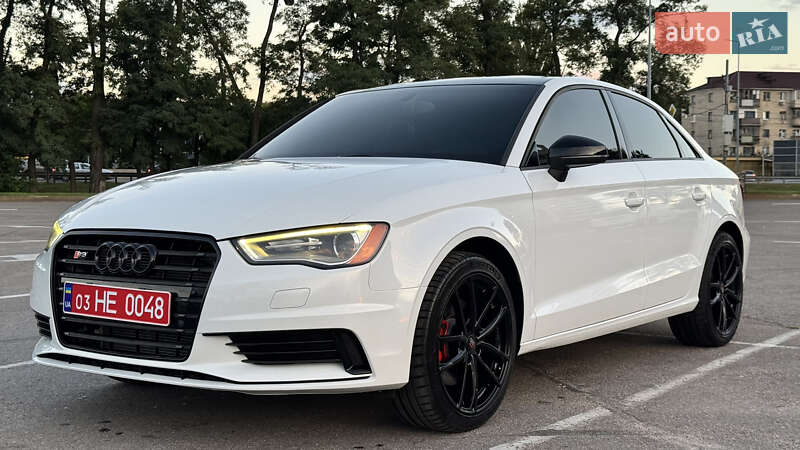 Седан Audi A3 2015 в Киеве