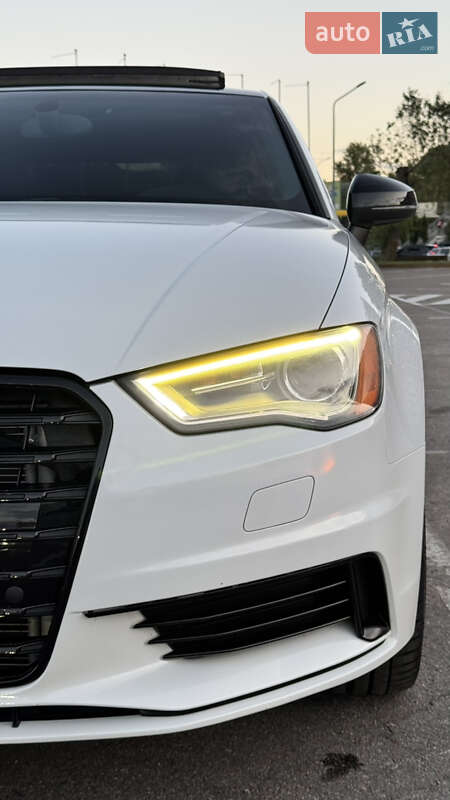 Седан Audi A3 2015 в Киеве