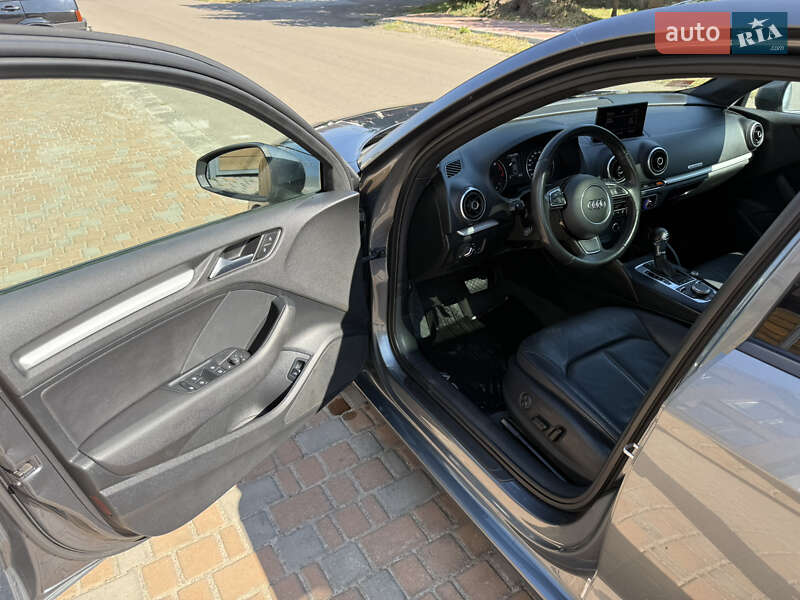 Седан Audi A3 2015 в Києві
