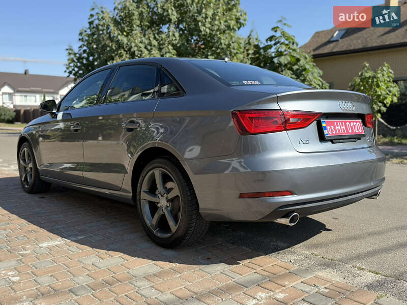 Седан Audi A3 2015 в Києві