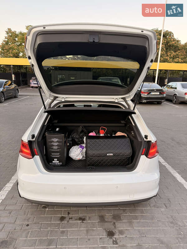 Хэтчбек Audi A3 2015 в Днепре фото 19 Хэтчбек Audi A3 2015 в Днепре