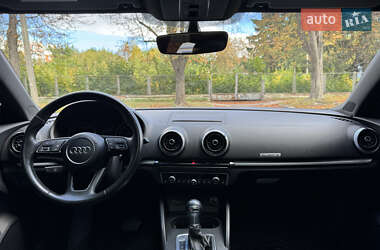 Седан Audi A3 2016 в 