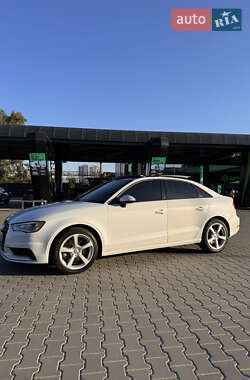 Седан Audi A3 2015 в 