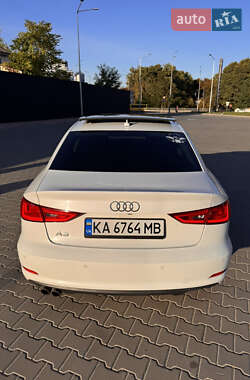 Седан Audi A3 2015 в 