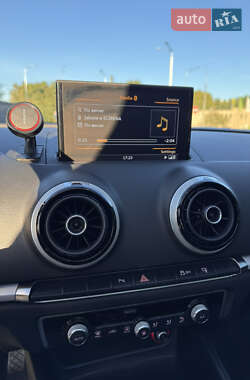 Седан Audi A3 2015 в 