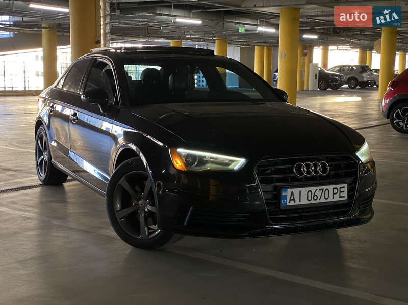 Седан Audi A3 2015 в Киеве