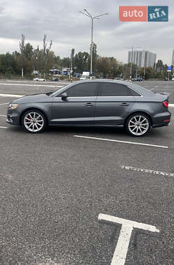 Седан Audi A3 2015 в 