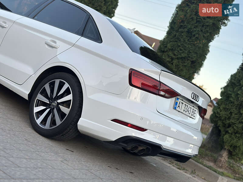 Седан Audi A3 2017 в Івано-Франківську