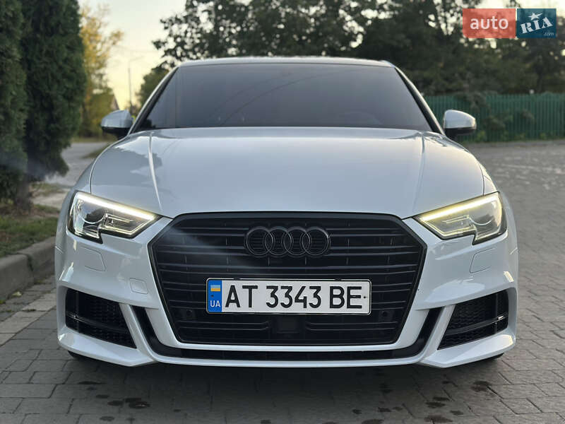 Седан Audi A3 2017 в Івано-Франківську
