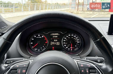 Седан Audi A3 2015 в 