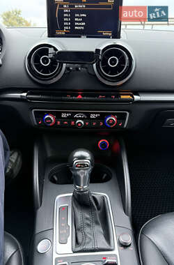 Седан Audi A3 2015 в 
