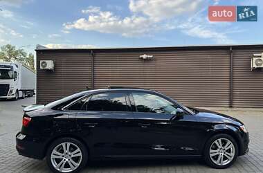Седан Audi A3 2014 в 