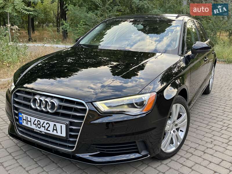 Седан Audi A3 2014 в Одессе