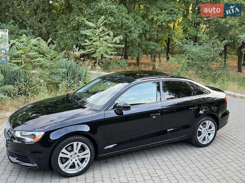 Седан Audi A3 2014 в Одессе