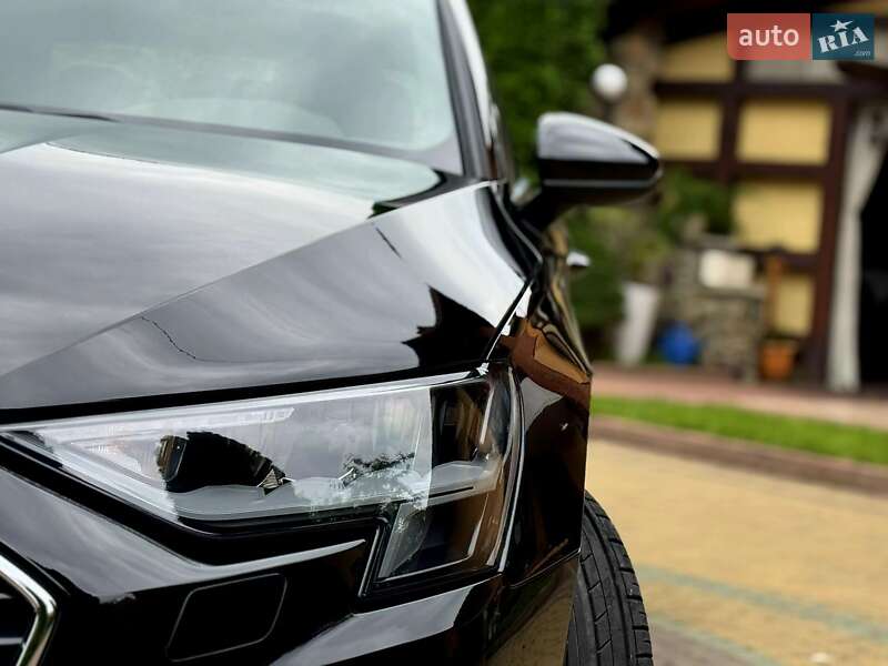 Седан Audi A3 2023 в Львове