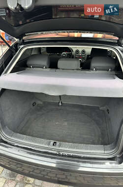 Хетчбек Audi A3 2004 в 