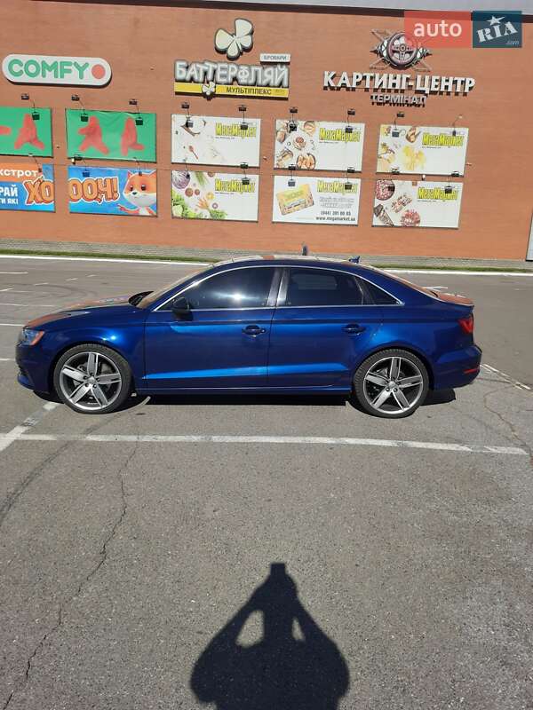 Седан Audi A3 2014 в Киеве