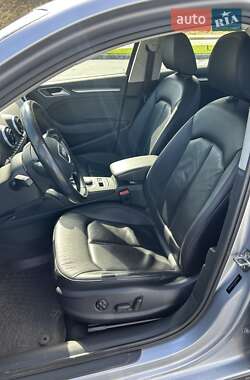 Седан Audi A3 2016 в 