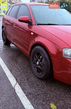 Хэтчбек Audi A3 2005 в 