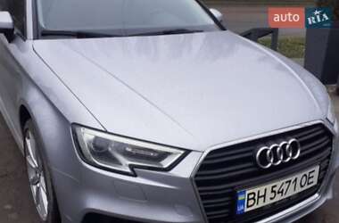 Седан Audi A3 2016 в Одессе