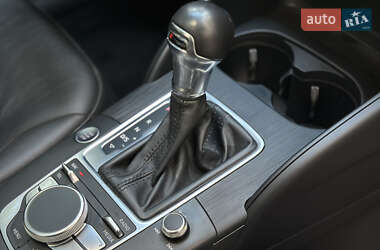 Седан Audi A3 2015 в 