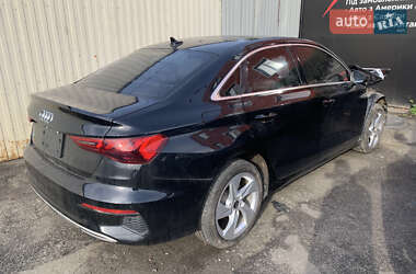Седан Audi A3 2022 в 