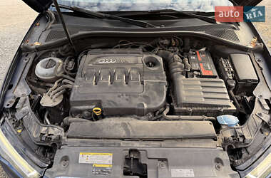 Седан Audi A3 2015 в 