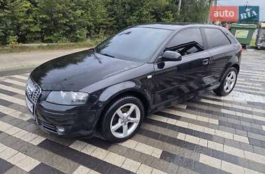Хетчбек Audi A3 2005 в 