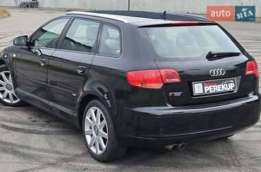 Хэтчбек Audi A3 2006 в 