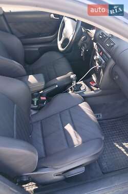 Хетчбек Audi A3 2001 в 