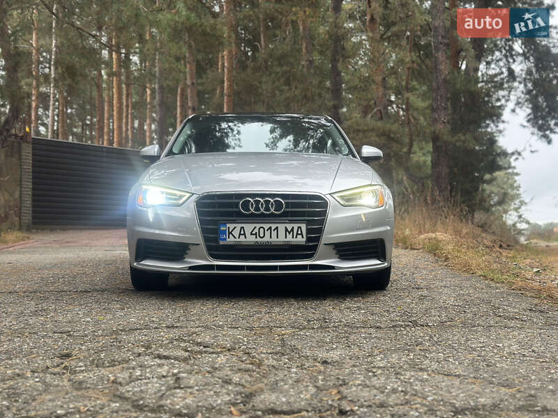 Седан Audi A3 2014 в Києві