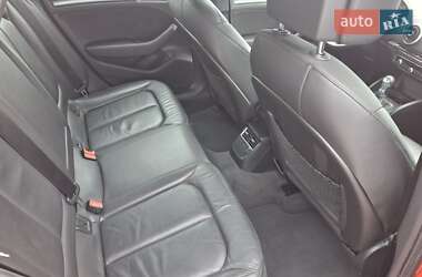 Хетчбек Audi A3 2015 в 