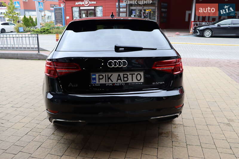 Хетчбек Audi A3 2018 в Львові