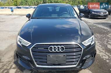 Седан Audi A3 2017 в  фото 2 Седан Audi A3 2017 в