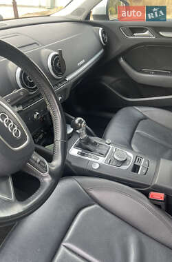 Седан Audi A3 2016 в 