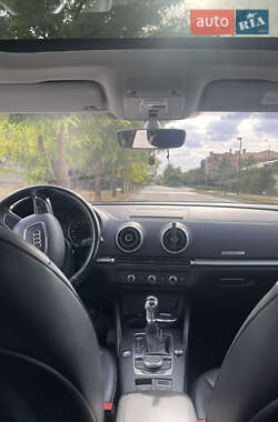 Седан Audi A3 2016 в 