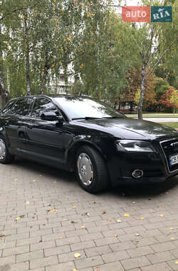 Хэтчбек Audi A3 2012 в 