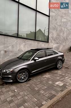 Седан Audi A3 2017 в 