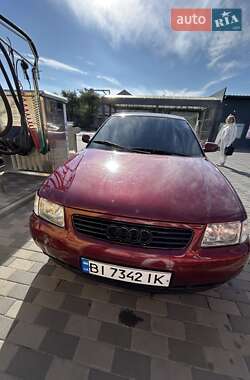 Хетчбек Audi A3 1998 в 