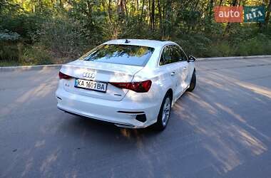 Седан Audi A3 2022 в 