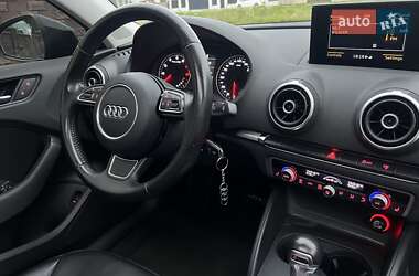 Седан Audi A3 2016 в 