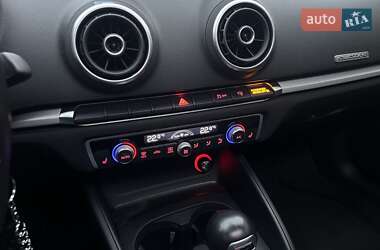 Седан Audi A3 2016 в 