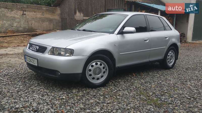 Хэтчбек Audi A3 2002 в Чорткове