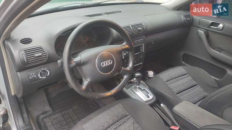 Хэтчбек Audi A3 2002 в Чорткове