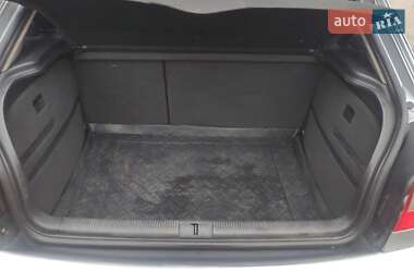 Хэтчбек Audi A3 2002 в 