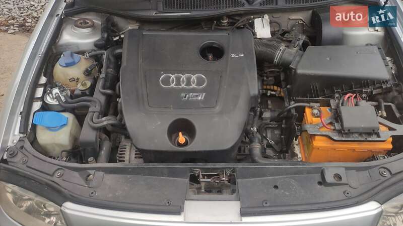 Хэтчбек Audi A3 2002 в Чорткове