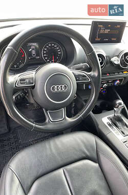 Седан Audi A3 2015 в 
